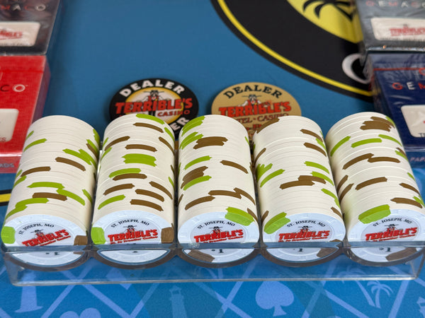 Complete 900pc Paulson - TERRIBLE'S POKER CHIP SET