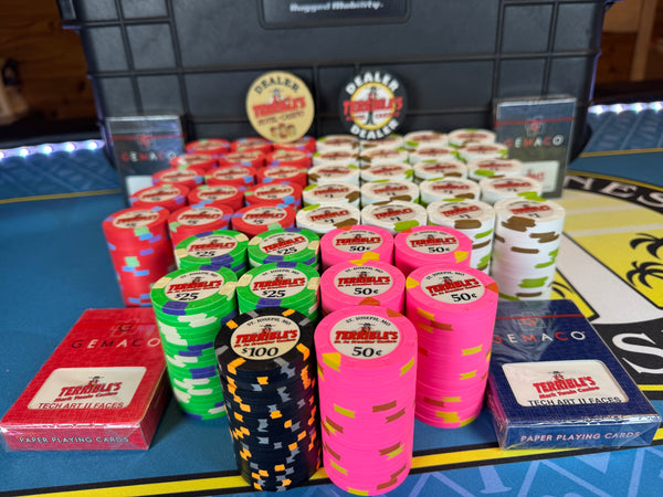 Complete 900pc Paulson - TERRIBLE'S POKER CHIP SET
